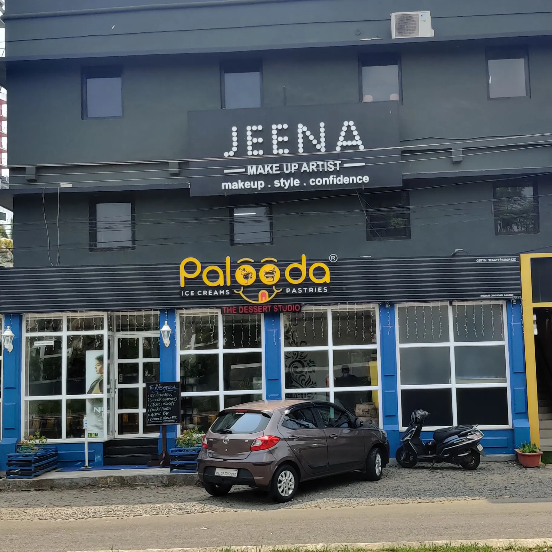 Door Front Plaooda Kochi